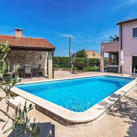 Lovely In With House Sea View Holiday home *