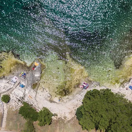 Lovely In With House Sea View Pula